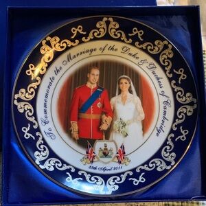 Commemorative Royal Wedding Decorative Plate - Blue and Gold